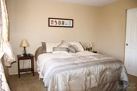 25221 Deer Ln, Bend, OR 97701 photo 15
