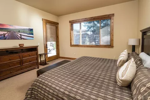 60448 Snap Shot Loop, Bend, OR 97702 photo 10
