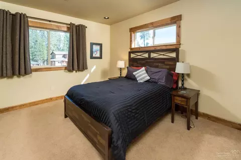 60448 Snap Shot Loop, Bend, OR 97702 photo 16