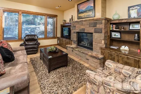 60448 Snap Shot Loop, Bend, OR 97702 photo 3