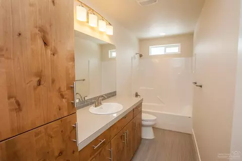 63370 Clearstone Dr, Bend, OR 97703 photo 6