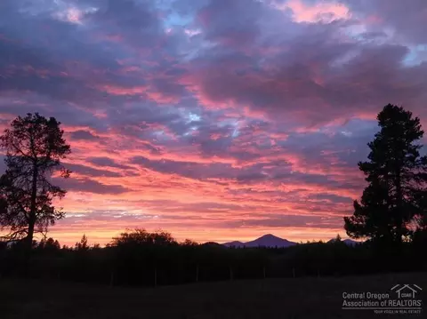 62850 Deschutes Rd, Bend, OR 97701 photo 4