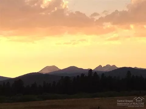 62850 Deschutes Rd, Bend, OR 97701 photo 7