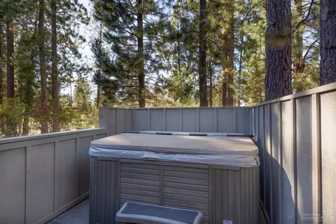 56431 Fireglass Loop, Bend, OR 97707 photo 21