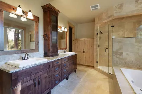 56431 Fireglass Loop, Bend, OR 97707 photo 12