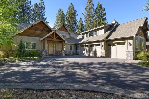 56431 Fireglass Loop, Bend, OR 97707 photo 25