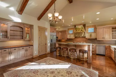 56431 Fireglass Loop, Bend, OR 97707 photo 5
