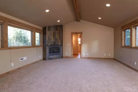 56431 Fireglass Loop, Bend, OR 97707 photo 14