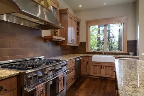 56431 Fireglass Loop, Bend, OR 97707 photo 7