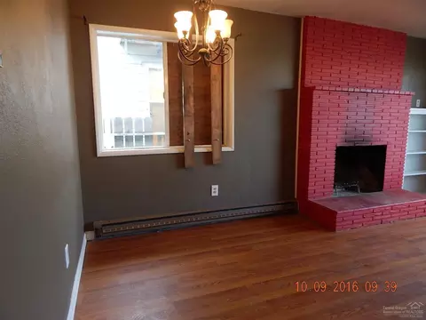 904 NE 8th St, Bend, OR 97701 photo 13
