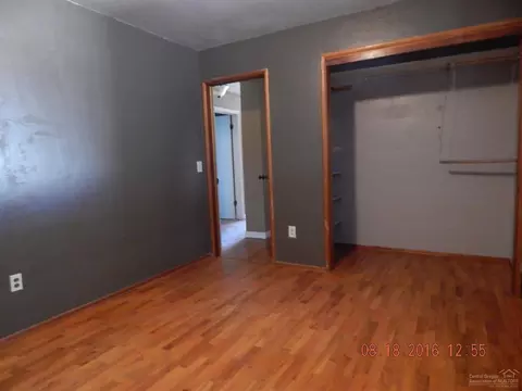 904 NE 8th St, Bend, OR 97701 photo 7