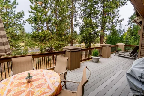 19553 Blue Lake Loop, Bend, OR 97702 photo 17