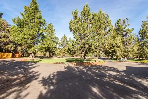 20135 Mathers Rd, Bend, OR 97703 photo 23