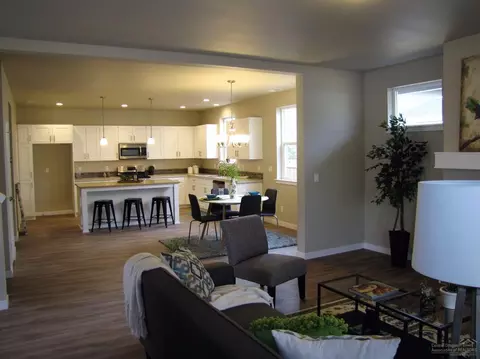 20792 SE Shea Ct, Bend, OR 97702 photo 8