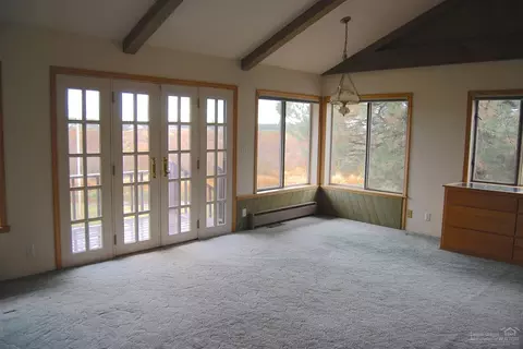 52812 Timber Lane Loop, La Pine, OR 97739 photo 14
