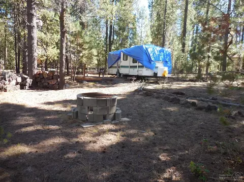 15102 W River Loop Dr, Bend, OR 97707 photo 5