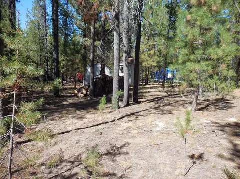 15102 W River Loop Dr, Bend, OR 97707 photo 3