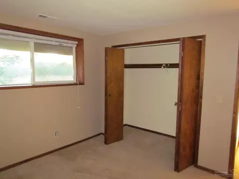 62484 Eagle Rd, Bend, OR 97701 photo 5