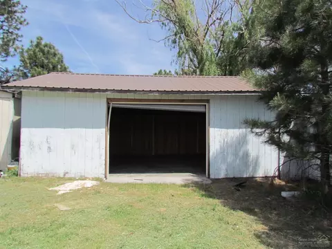 62484 Eagle Rd, Bend, OR 97701 photo 12