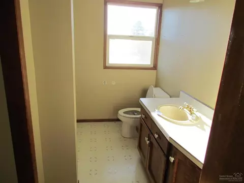 62484 Eagle Rd, Bend, OR 97701 photo 7