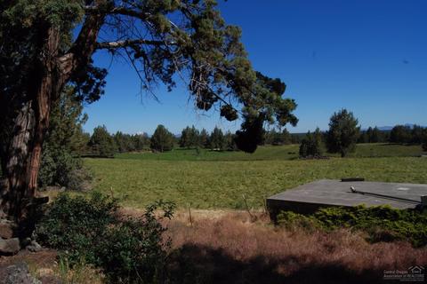23250 Walker Rd, Bend, OR 97701 photo 4