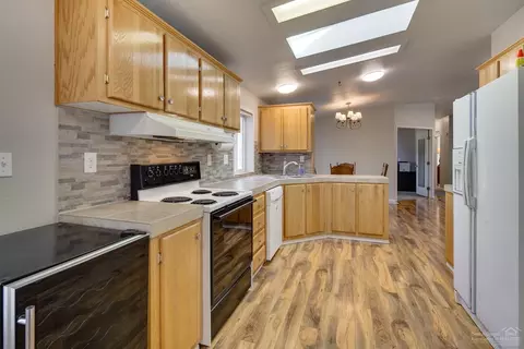 54775 Robin Ln, Bend, OR 97707 photo 14