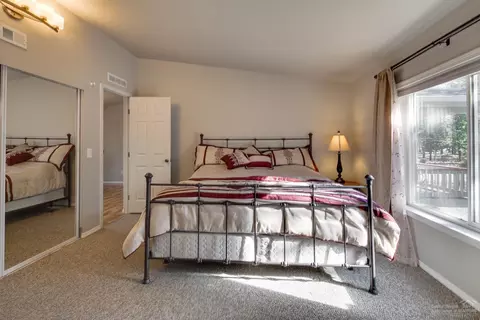 54775 Robin Ln, Bend, OR 97707 photo 19