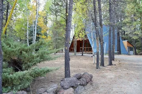 16950 Covina Rd, Bend, OR 97707 photo 2