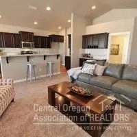 60935 SE Sweet Pea Ln, Bend, OR 97702 photo 10