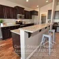 60935 SE Sweet Pea Ln, Bend, OR 97702 photo 11