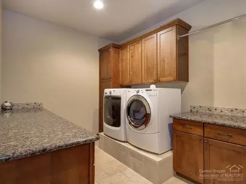 63430 Overtree Rd, Bend, OR 97701 photo 23