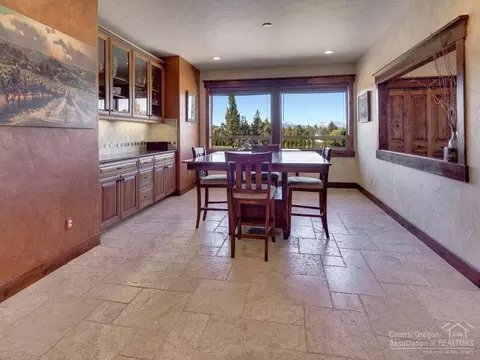 63430 Overtree Rd, Bend, OR 97701 photo 8