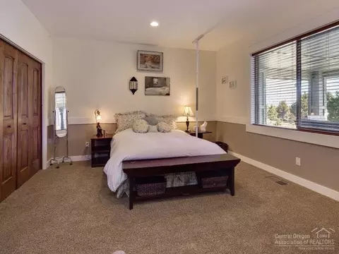 63430 Overtree Rd, Bend, OR 97701 photo 14