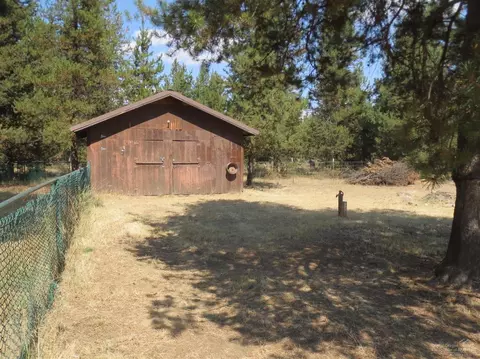 16036 Sparks Dr, La Pine, OR 97739 photo 12