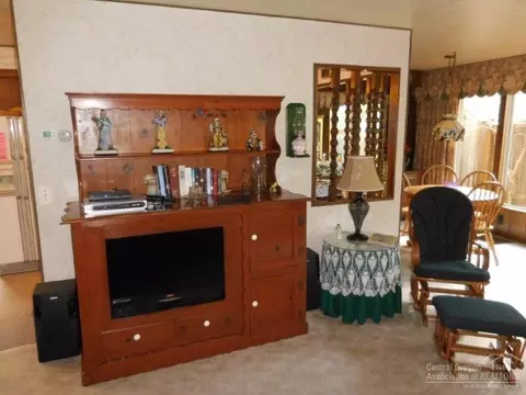 60964 Granite Dr, Bend, OR 97702 photo 8
