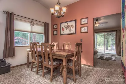 16352 Whitetail Ln, Bend, OR 97707 photo 5