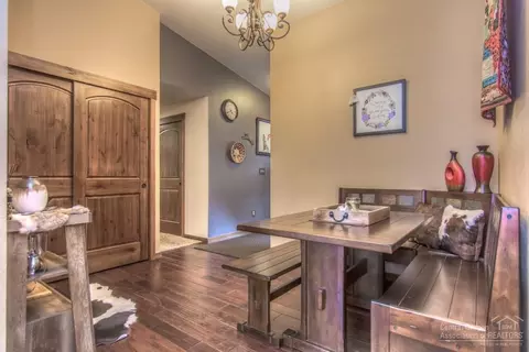 16352 Whitetail Ln, Bend, OR 97707 photo 7