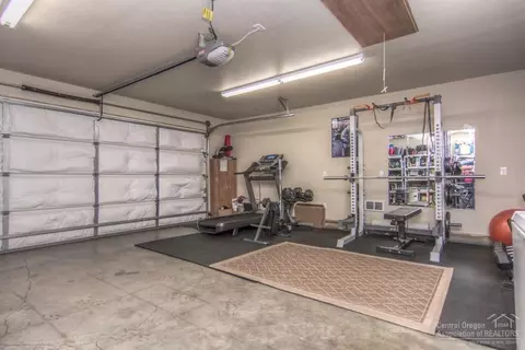 16352 Whitetail Ln, Bend, OR 97707 photo 18
