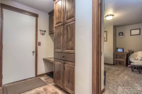 16352 Whitetail Ln, Bend, OR 97707 photo 14