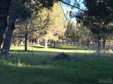 22875 Hwy 20, Bend, OR 97701 photo 6