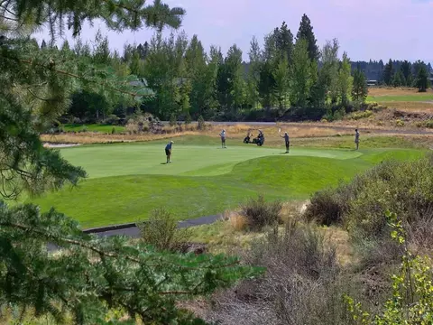 61945 Fall Creek Loop, Bend, OR 97702 photo 25