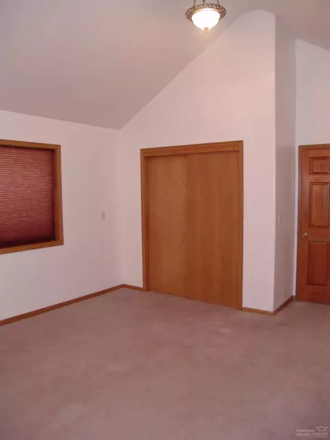 16233 South Dr, La Pine, OR 97739 photo 13