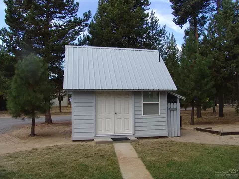 16233 South Dr, La Pine, OR 97739 photo 17