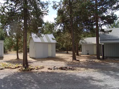 16233 South Dr, La Pine, OR 97739 photo 14