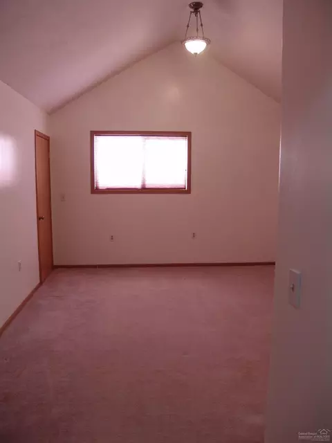 16233 South Dr, La Pine, OR 97739 photo 12