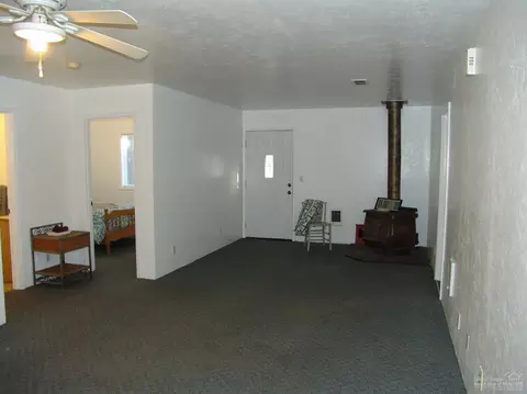 16233 South Dr, La Pine, OR 97739 photo 6