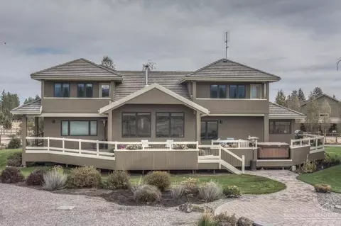 67173 Harrington Loop Rd, Bend, OR 97703 photo 1