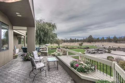 67173 Harrington Loop Rd, Bend, OR 97703 photo 7
