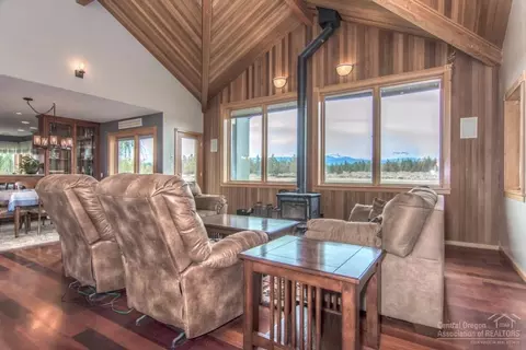 67173 Harrington Loop Rd, Bend, OR 97703 photo 12