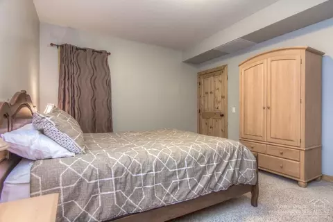 67173 Harrington Loop Rd, Bend, OR 97703 photo 21